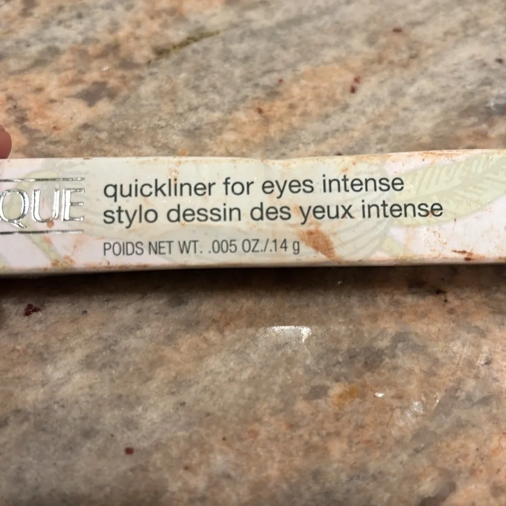 NWT Clinique quick eyeliner for eyes intense in black